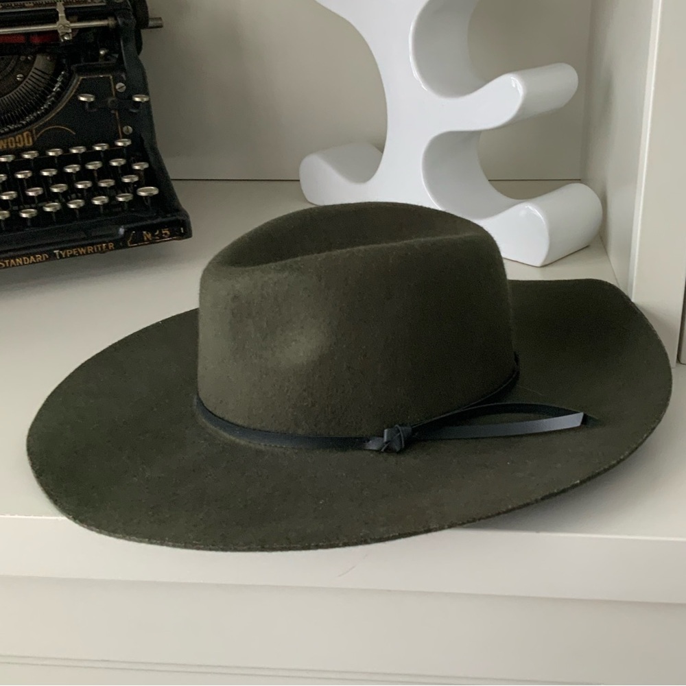 OLD NAVY Wool Felt Forest Green Fedora Hat Size 22 inch Small Adult Women’s